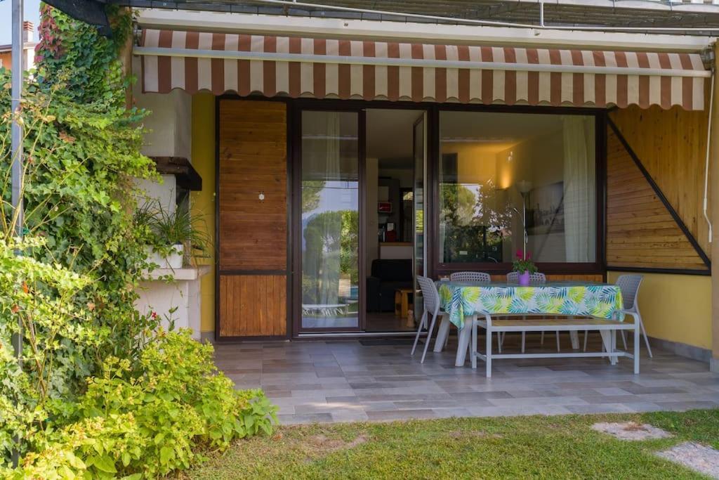 Tennis / Pool / Barbecue Bardolino Zewnętrze zdjęcie